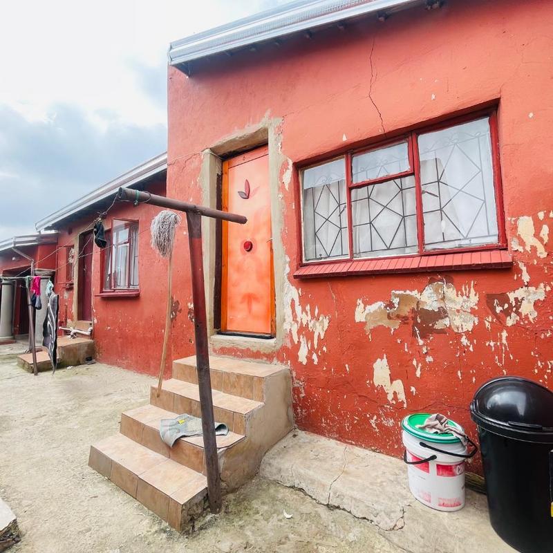 10 Bedroom Property for Sale in Entshonalanga Gauteng