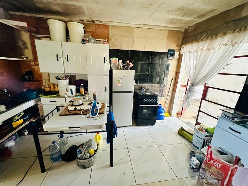 7 Bedroom Property for Sale in Actonville Gauteng