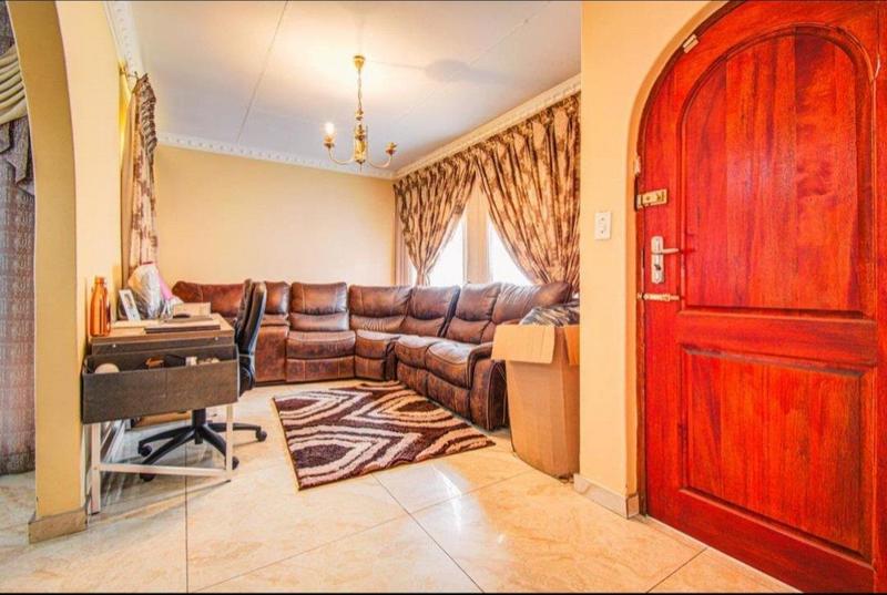 4 Bedroom Property for Sale in Actonville Gauteng