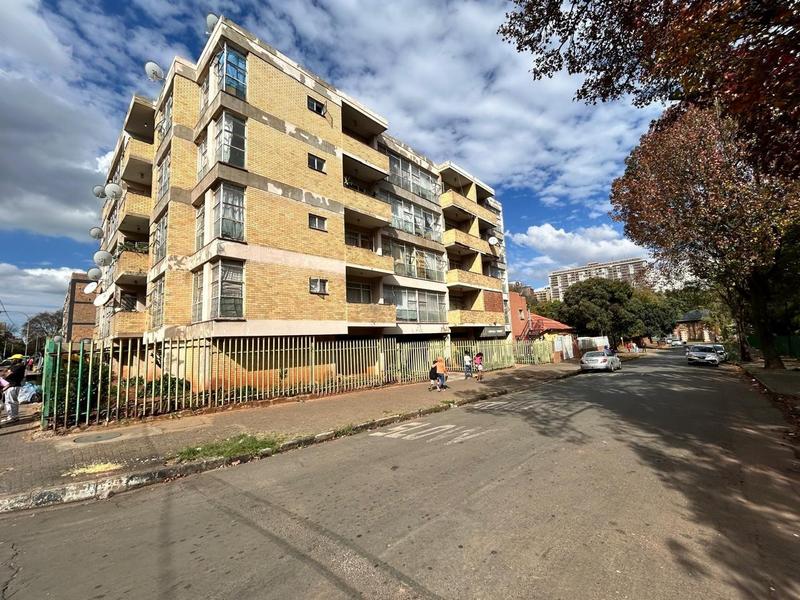 2 Bedroom Property for Sale in Berea Gauteng