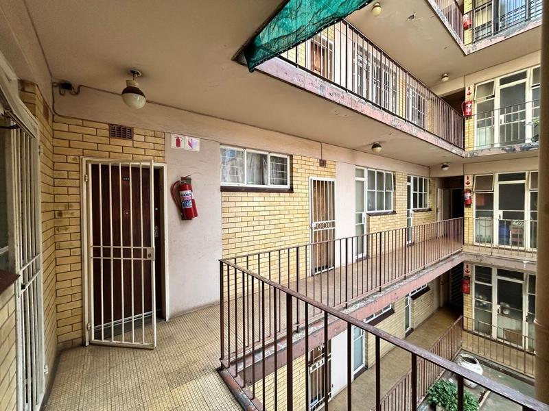 2 Bedroom Property for Sale in Berea Gauteng