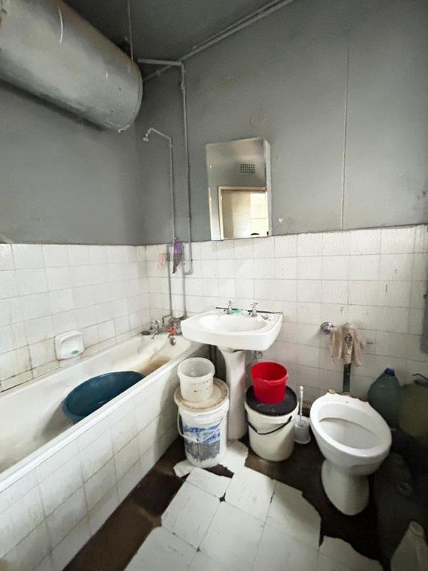 2 Bedroom Property for Sale in Berea Gauteng