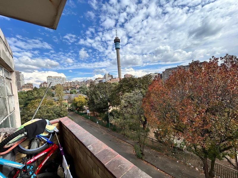2 Bedroom Property for Sale in Berea Gauteng