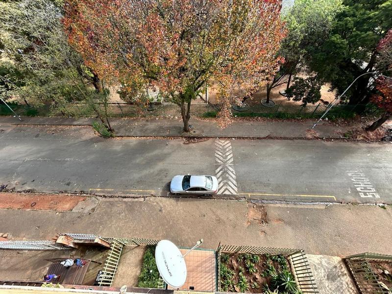 2 Bedroom Property for Sale in Berea Gauteng