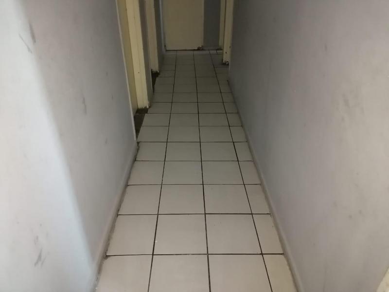 2 Bedroom Property for Sale in Berea Gauteng