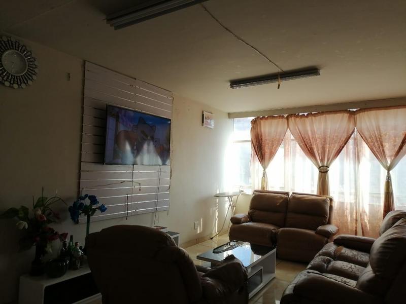 2 Bedroom Property for Sale in Berea Gauteng