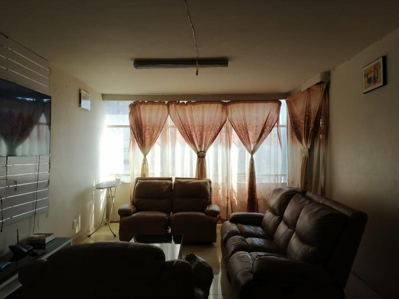 2 Bedroom Property for Sale in Berea Gauteng