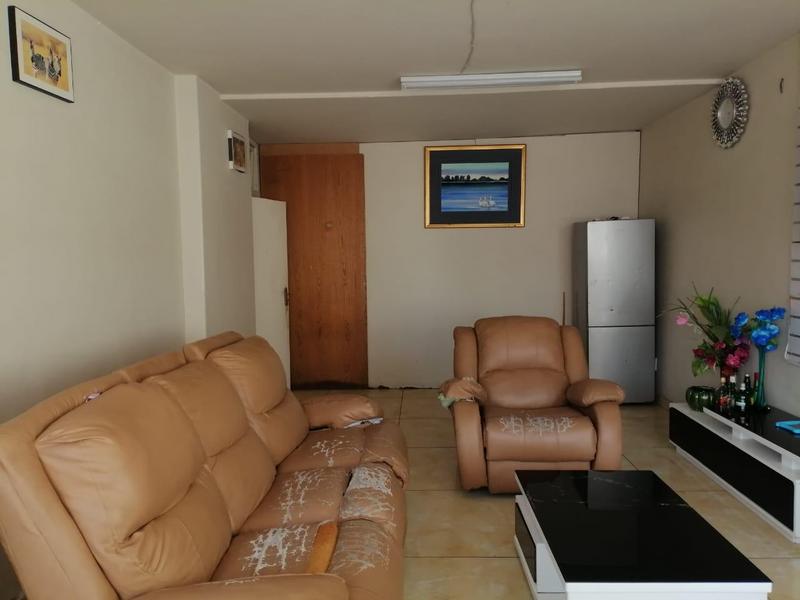2 Bedroom Property for Sale in Berea Gauteng