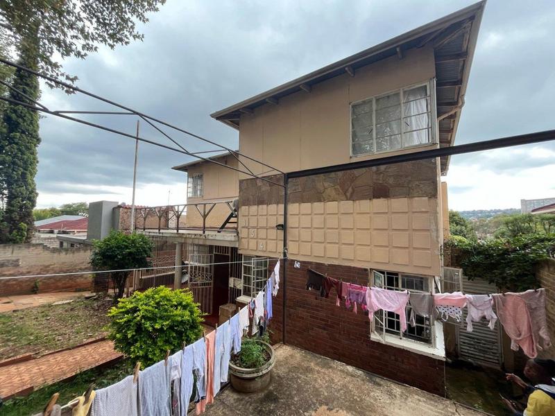 11 Bedroom Property for Sale in Bezuidenhout Valley Gauteng