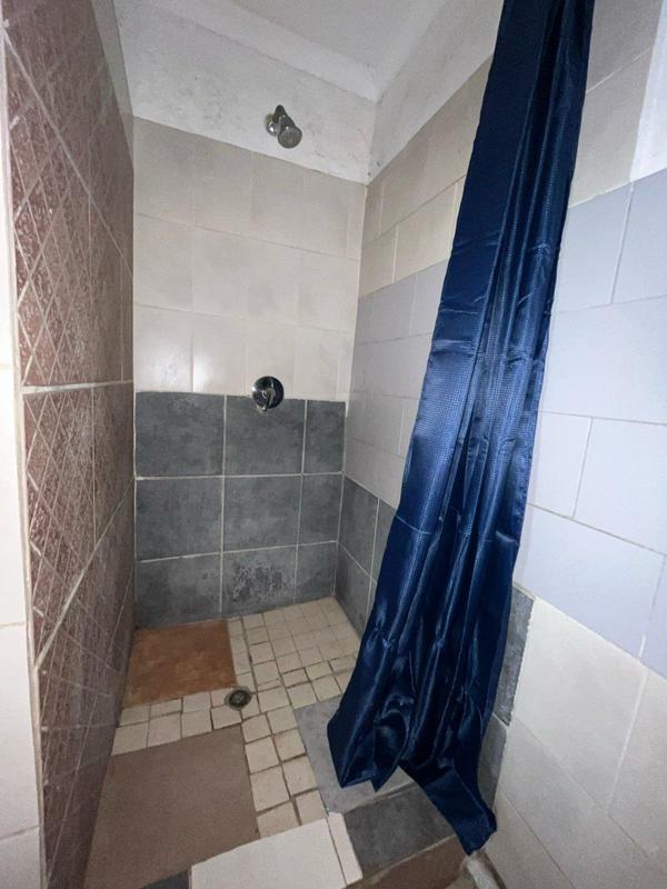 11 Bedroom Property for Sale in Bezuidenhout Valley Gauteng