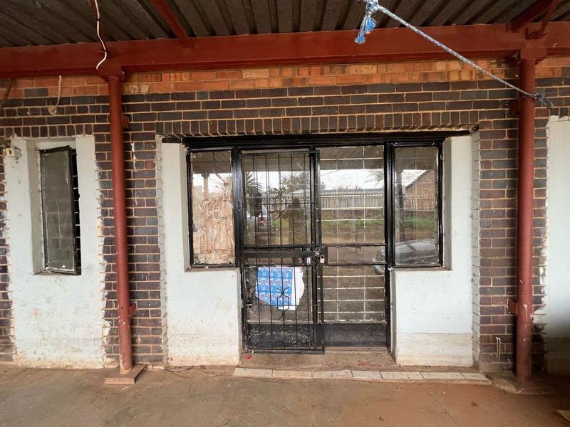 7 Bedroom Property for Sale in Bezuidenhout Valley Gauteng