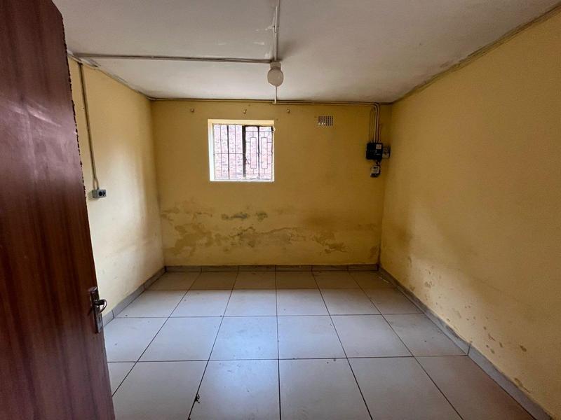 7 Bedroom Property for Sale in Bezuidenhout Valley Gauteng