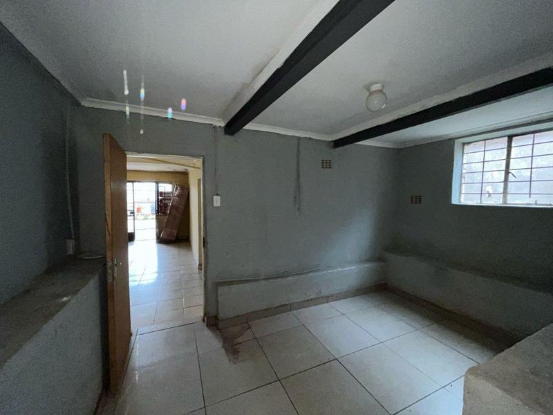 7 Bedroom Property for Sale in Bezuidenhout Valley Gauteng