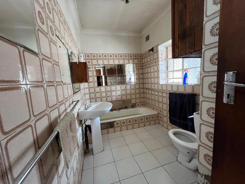 4 Bedroom Property for Sale in Bezuidenhout Valley Gauteng