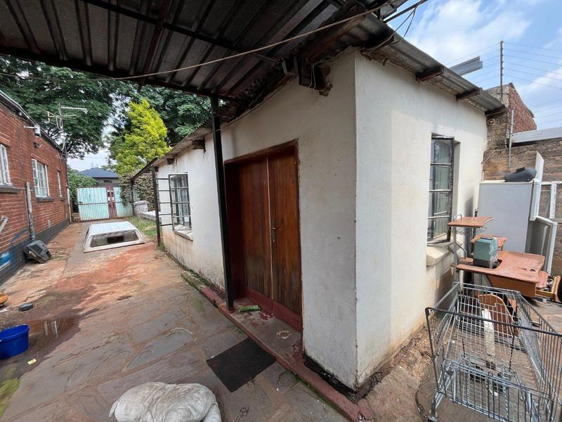 4 Bedroom Property for Sale in Bezuidenhout Valley Gauteng