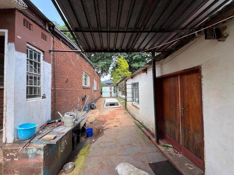 4 Bedroom Property for Sale in Bezuidenhout Valley Gauteng