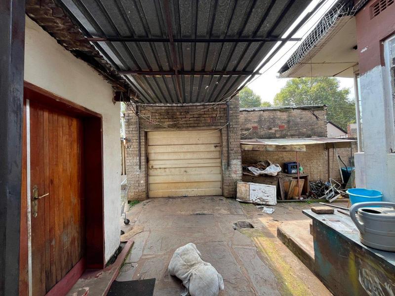 4 Bedroom Property for Sale in Bezuidenhout Valley Gauteng