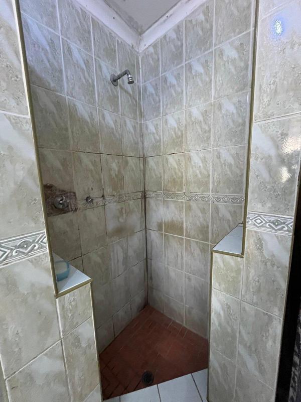 5 Bedroom Property for Sale in Bezuidenhout Valley Gauteng