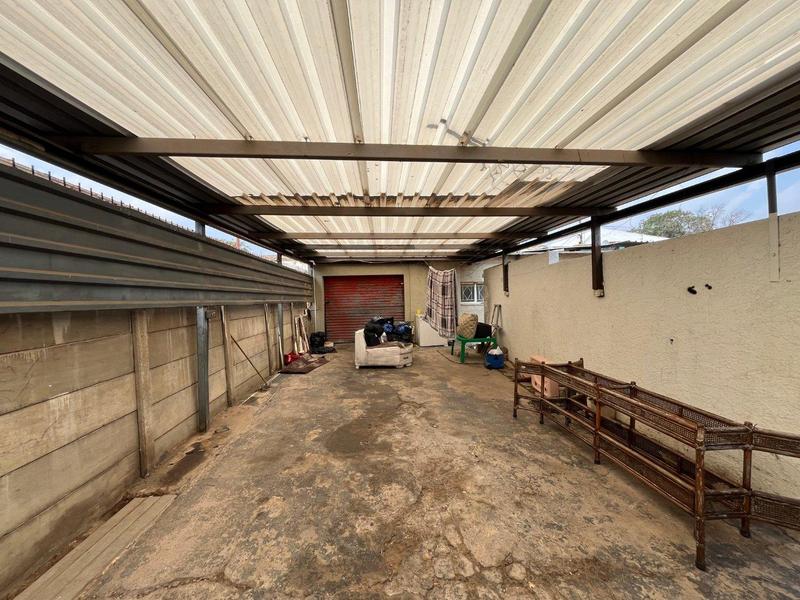 5 Bedroom Property for Sale in Bezuidenhout Valley Gauteng