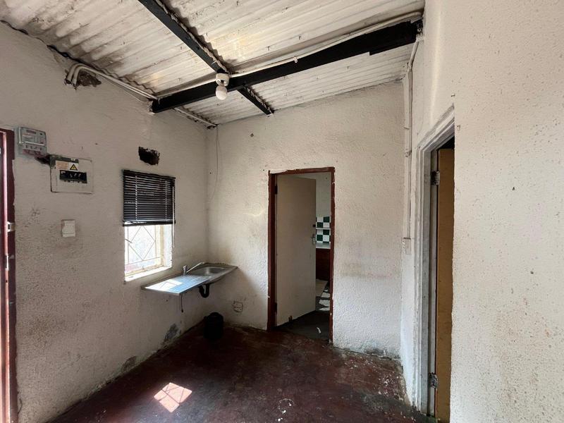 5 Bedroom Property for Sale in Bezuidenhout Valley Gauteng