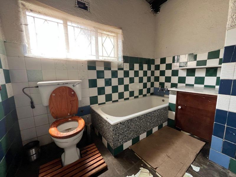 5 Bedroom Property for Sale in Bezuidenhout Valley Gauteng