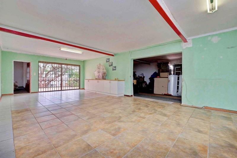 3 Bedroom Property for Sale in Bezuidenhout Valley Gauteng
