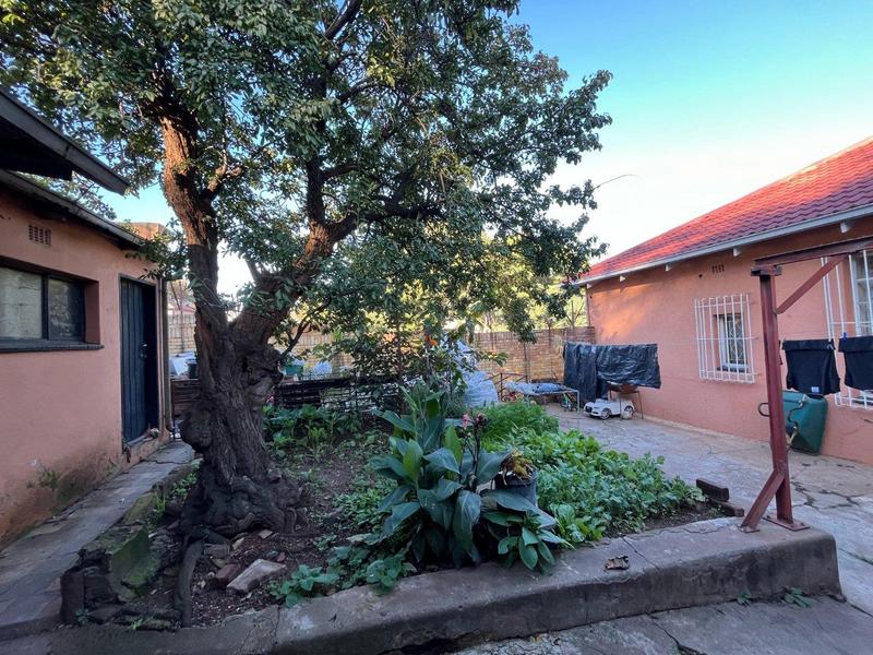3 Bedroom Property for Sale in Bezuidenhout Valley Gauteng