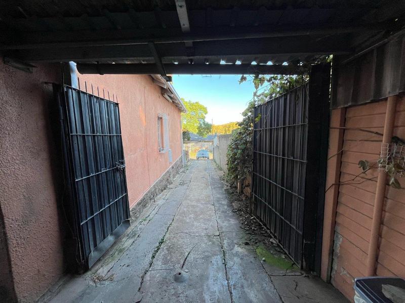 3 Bedroom Property for Sale in Bezuidenhout Valley Gauteng