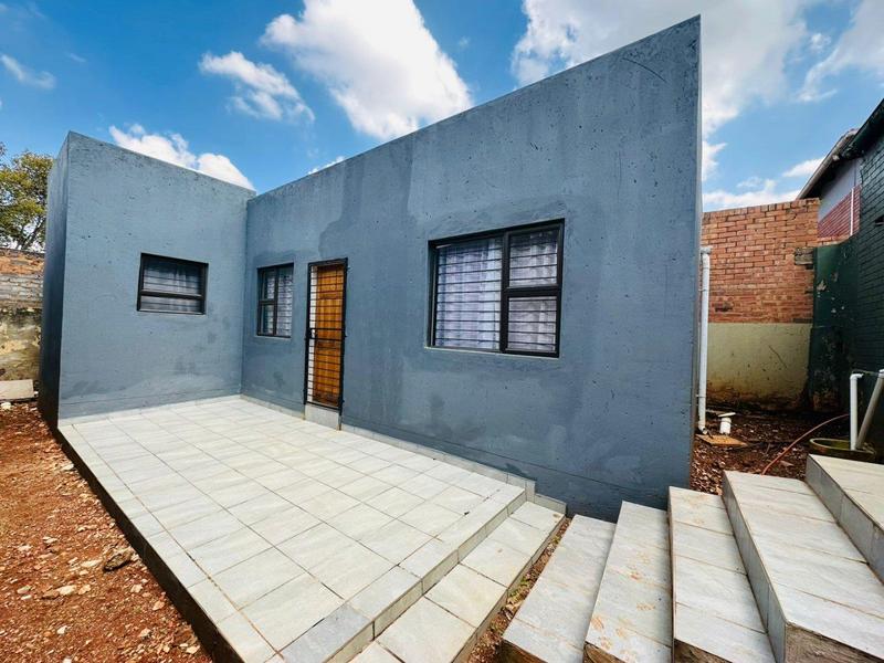 4 Bedroom Property for Sale in Bezuidenhout Valley Gauteng