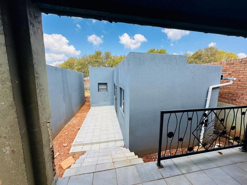 4 Bedroom Property for Sale in Bezuidenhout Valley Gauteng
