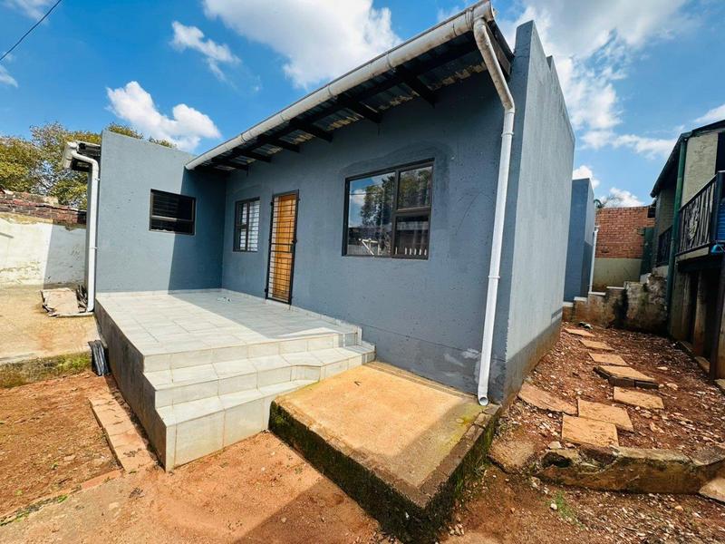 4 Bedroom Property for Sale in Bezuidenhout Valley Gauteng