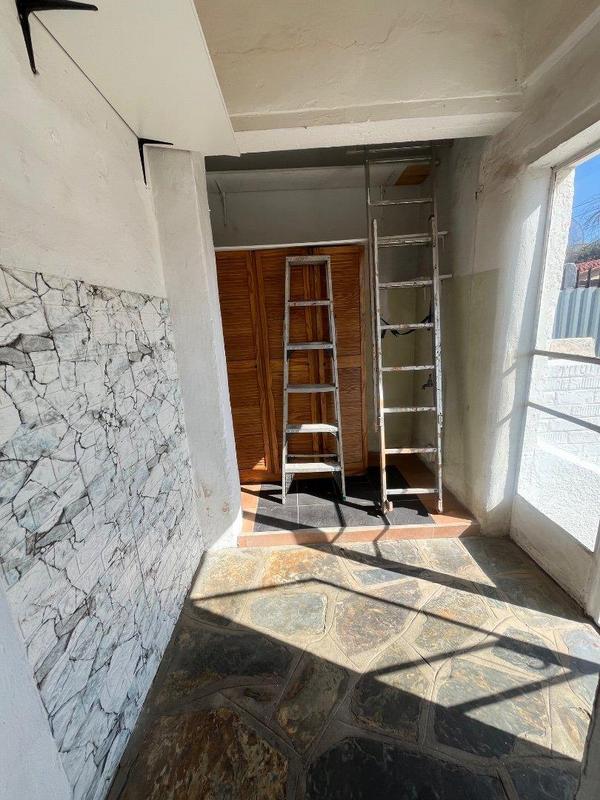 6 Bedroom Property for Sale in Bezuidenhout Valley Gauteng