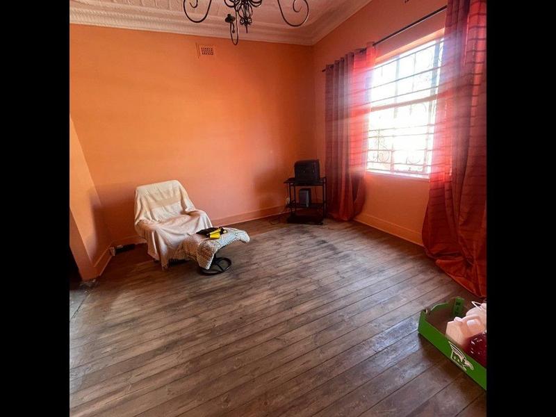 6 Bedroom Property for Sale in Bezuidenhout Valley Gauteng