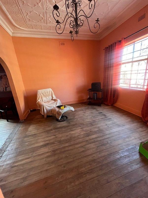 6 Bedroom Property for Sale in Bezuidenhout Valley Gauteng