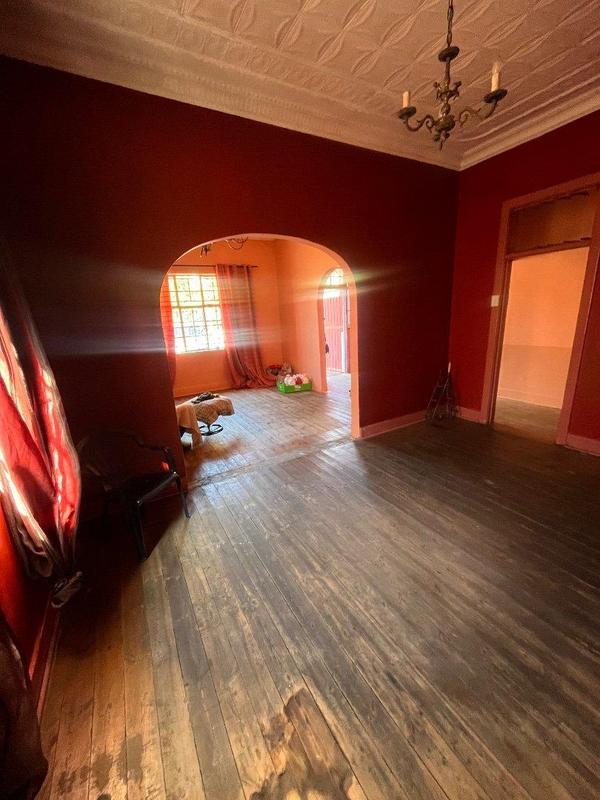 6 Bedroom Property for Sale in Bezuidenhout Valley Gauteng