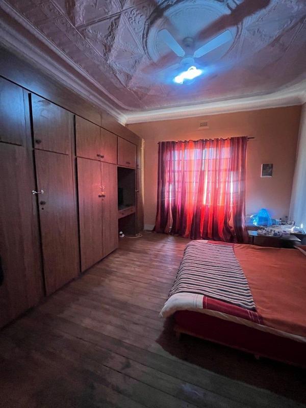 6 Bedroom Property for Sale in Bezuidenhout Valley Gauteng