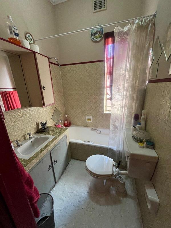6 Bedroom Property for Sale in Bezuidenhout Valley Gauteng
