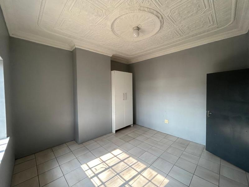 5 Bedroom Property for Sale in Bezuidenhout Valley Gauteng