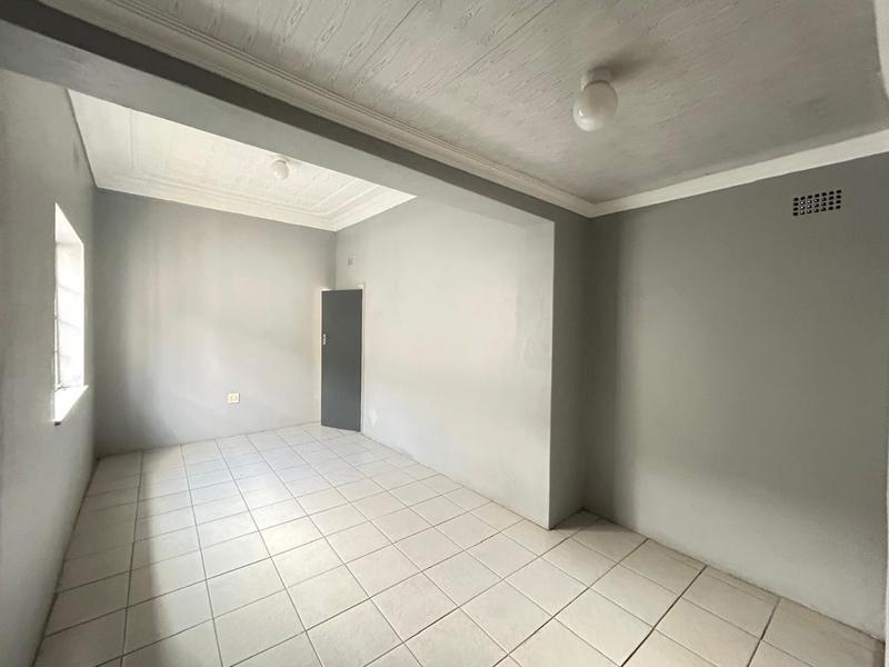 5 Bedroom Property for Sale in Bezuidenhout Valley Gauteng