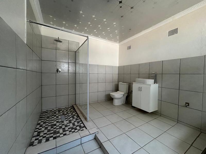 5 Bedroom Property for Sale in Bezuidenhout Valley Gauteng