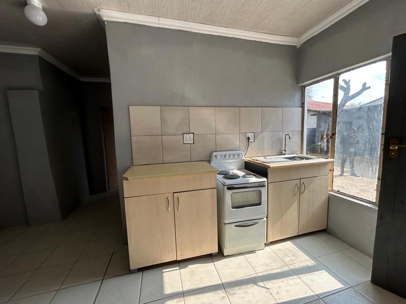 5 Bedroom Property for Sale in Bezuidenhout Valley Gauteng
