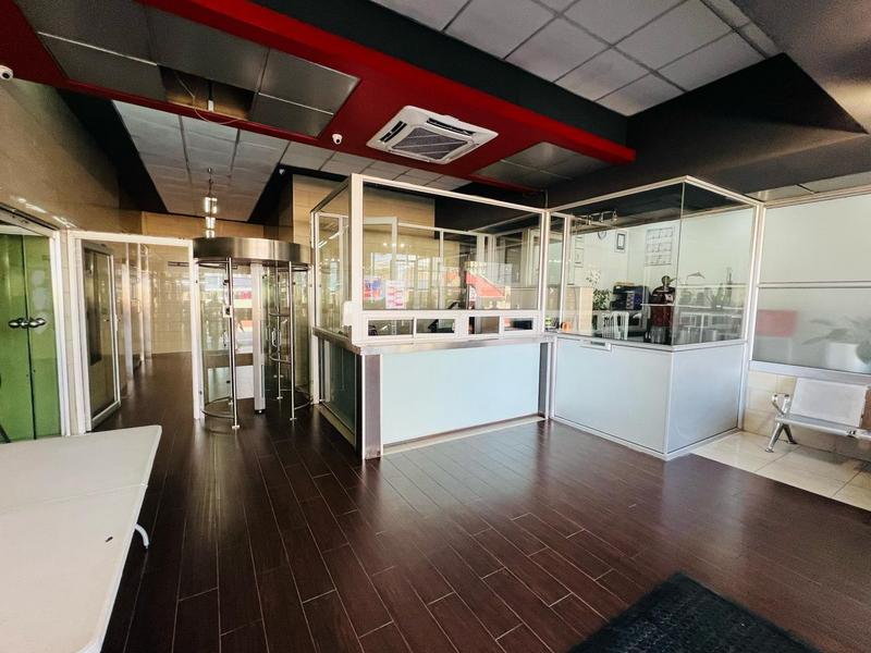 4 Bedroom Property for Sale in Braamfontein Gauteng