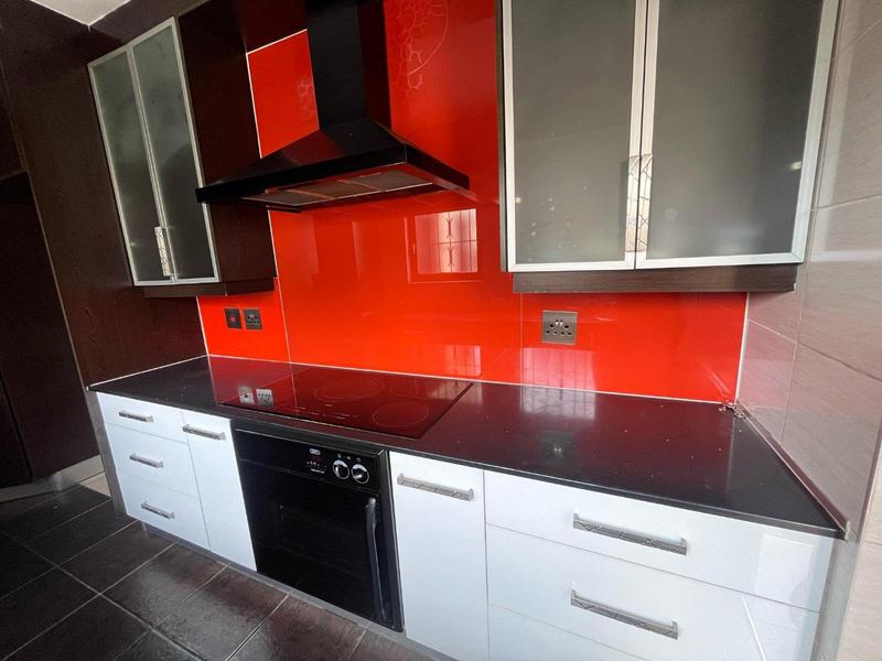 3 Bedroom Property for Sale in Corlett Gardens Gauteng
