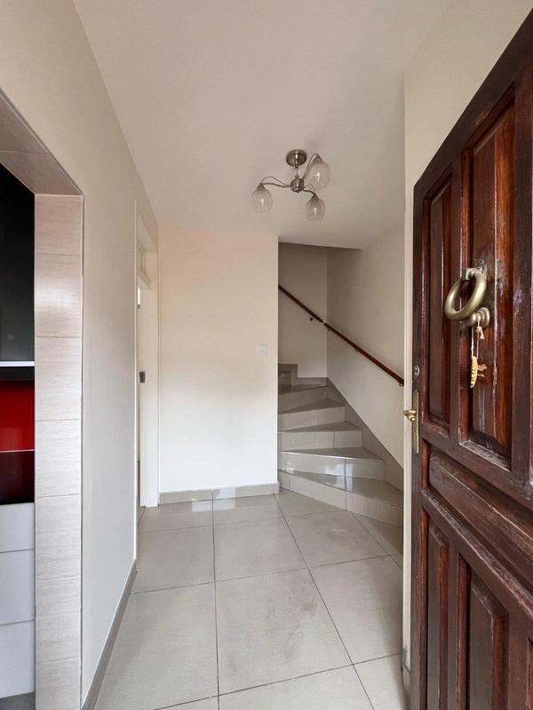 3 Bedroom Property for Sale in Corlett Gardens Gauteng