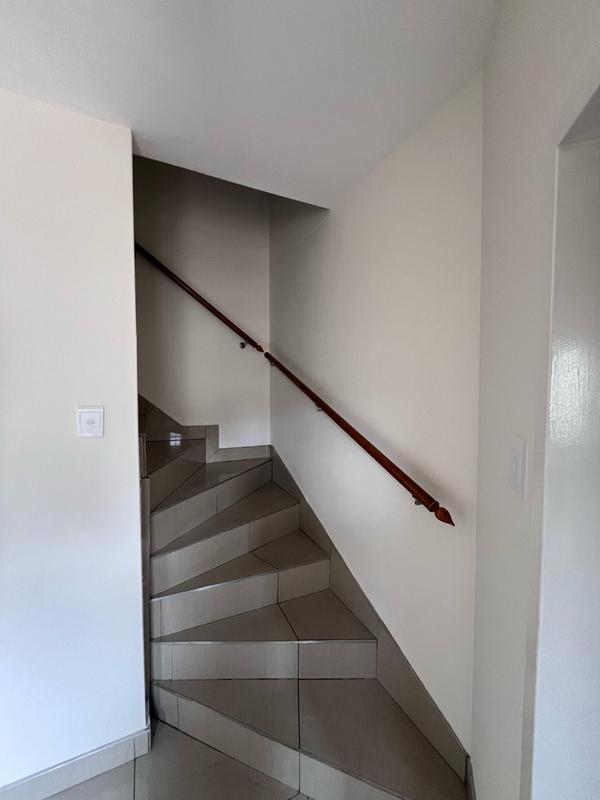 3 Bedroom Property for Sale in Corlett Gardens Gauteng