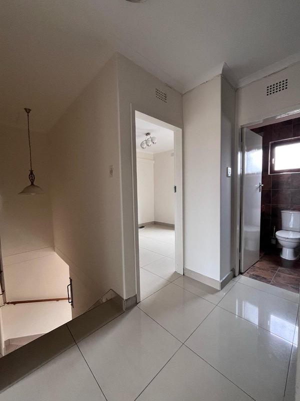 3 Bedroom Property for Sale in Corlett Gardens Gauteng