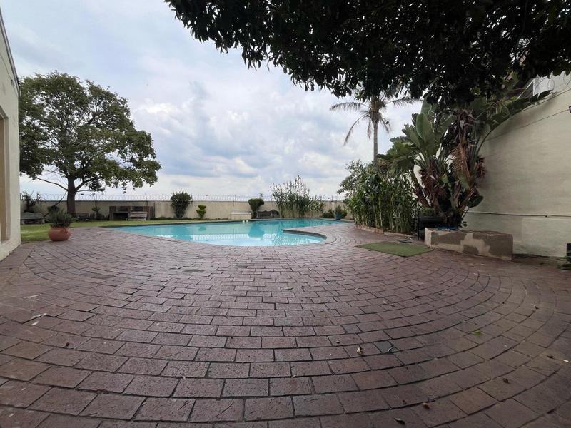 3 Bedroom Property for Sale in Corlett Gardens Gauteng