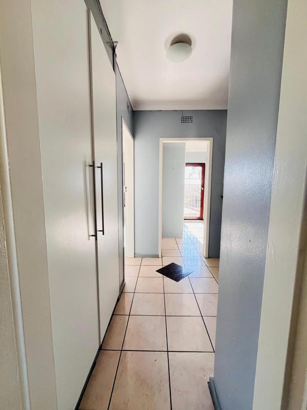 3 Bedroom Property for Sale in Corlett Gardens Gauteng