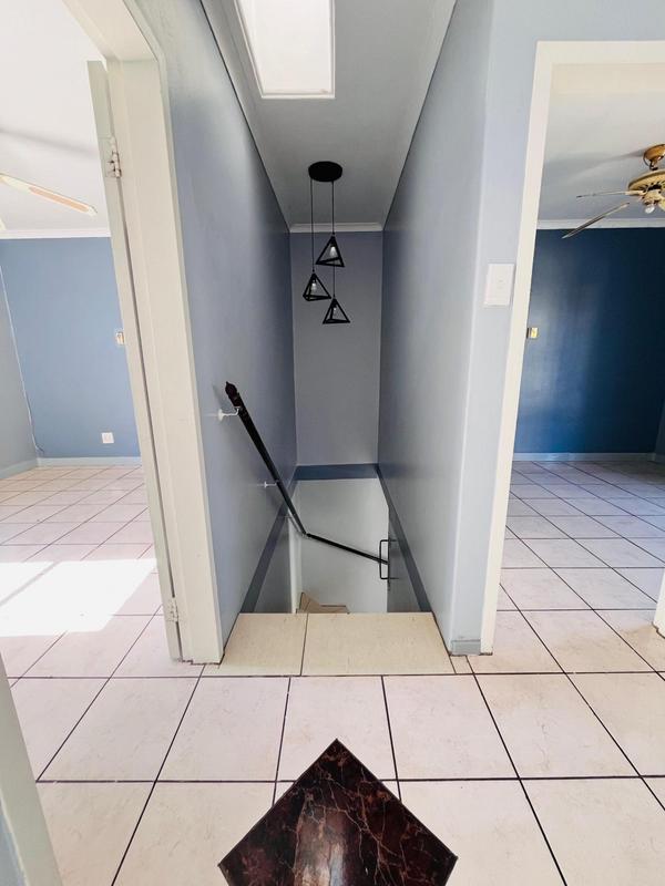 3 Bedroom Property for Sale in Corlett Gardens Gauteng