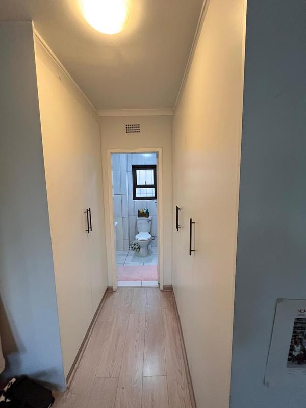 3 Bedroom Property for Sale in Corlett Gardens Gauteng